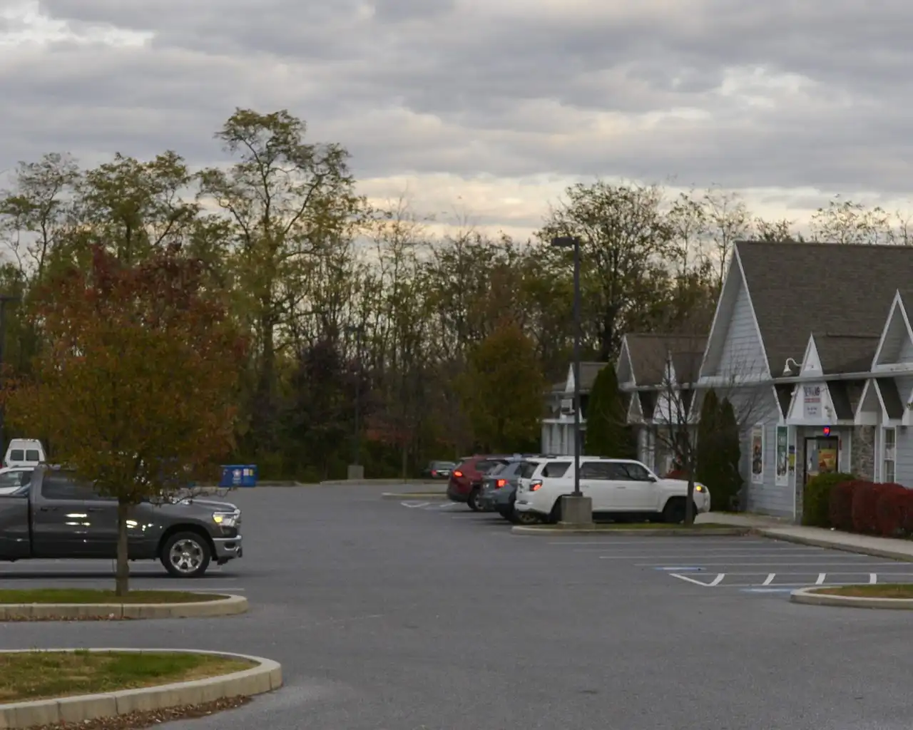 trindle road office building hooke and suter photo 9